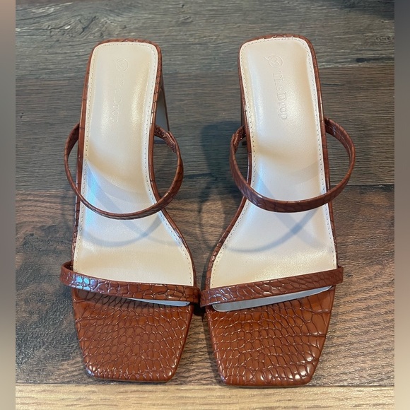 The Drop Women's Avery Square Toe Two Strap High
Heeled Sandal; Size 8.5 - Picture 2 of 7